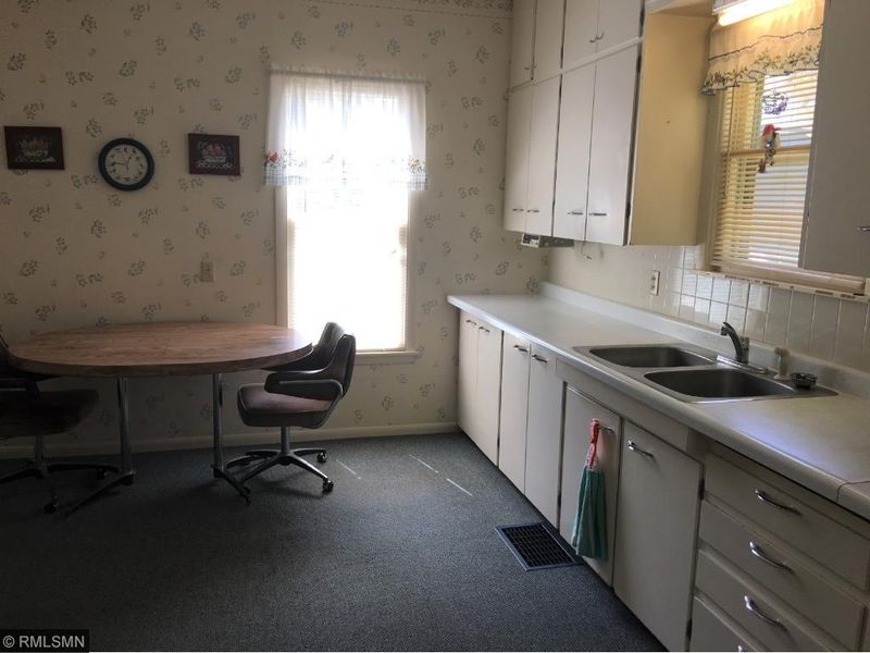 205 4th Ave S, Princeton, MN 55371