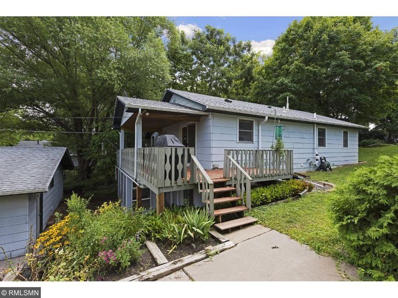 5931 Sunset Rd, Mound, MN 55364