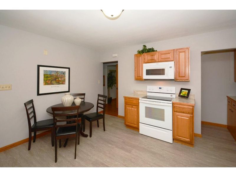 1880 5th St E, Saint Paul, MN 55119