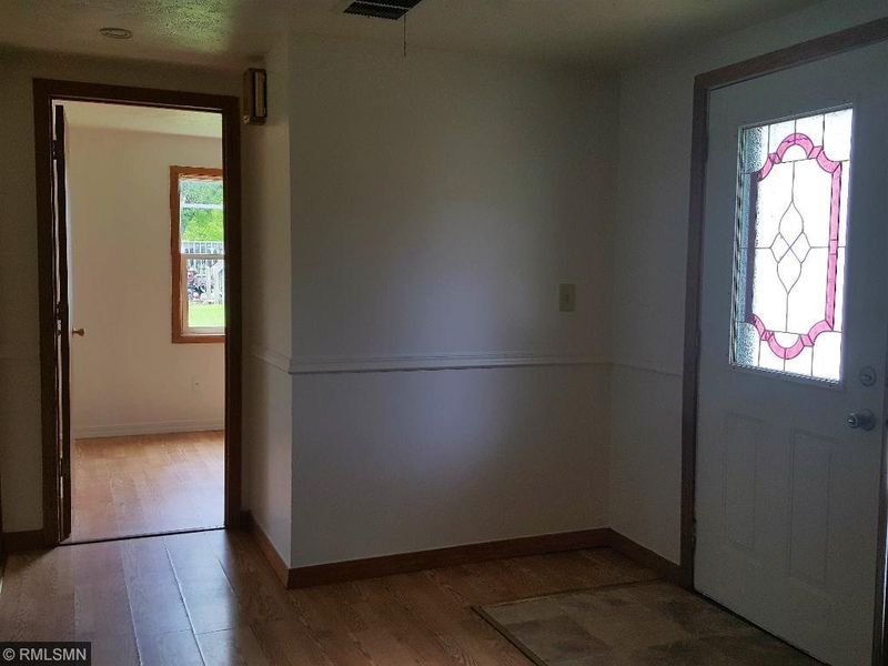 456 Garfield St W, Anoka, MN 55303