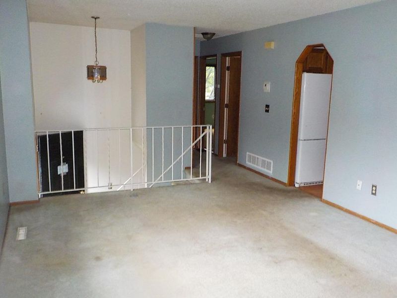 10536 Grouse Cir, Coon Rapids, MN 55433