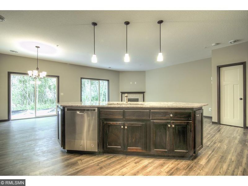 2568 County Road H2 W, Mounds View, MN 55112