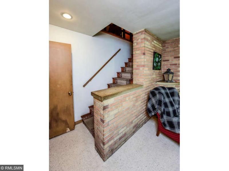 2317 Commonwealth Ave, Saint Paul, MN 55108