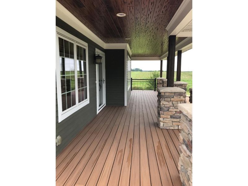 9983 NW 16th St, Waseca, MN 56093
