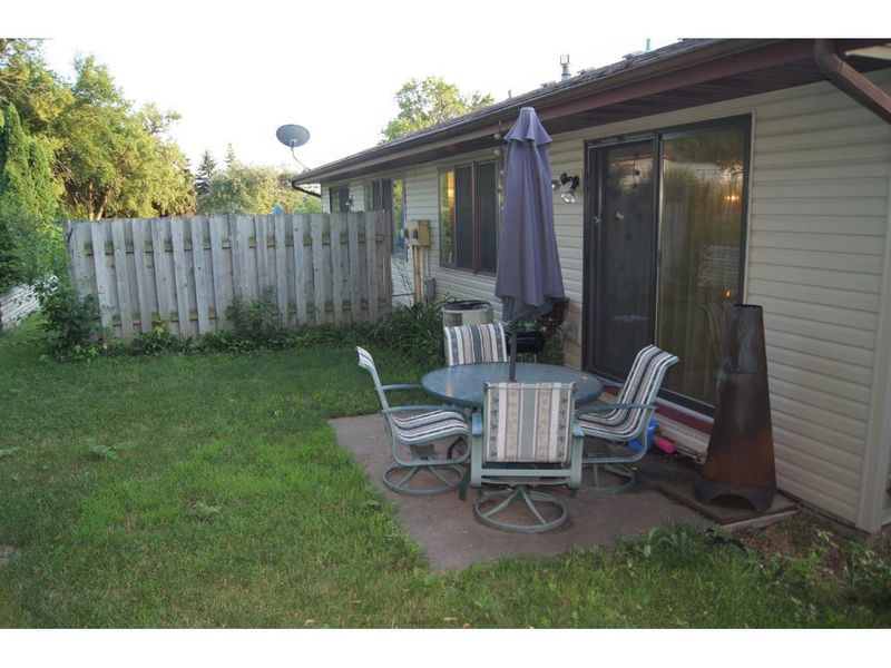 4049 University Ave NE, Columbia Heights, MN 55421