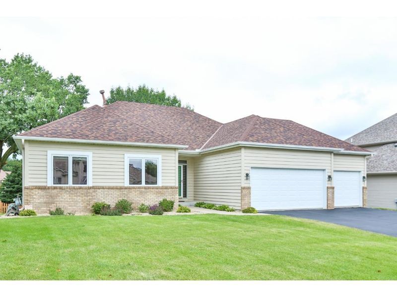 13720 Jennifer Ct, Eden Prairie, MN 55346