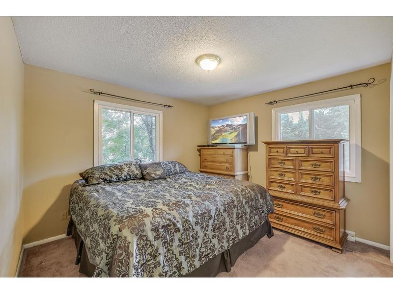 521 Lake St S, Big Lake, MN 55309