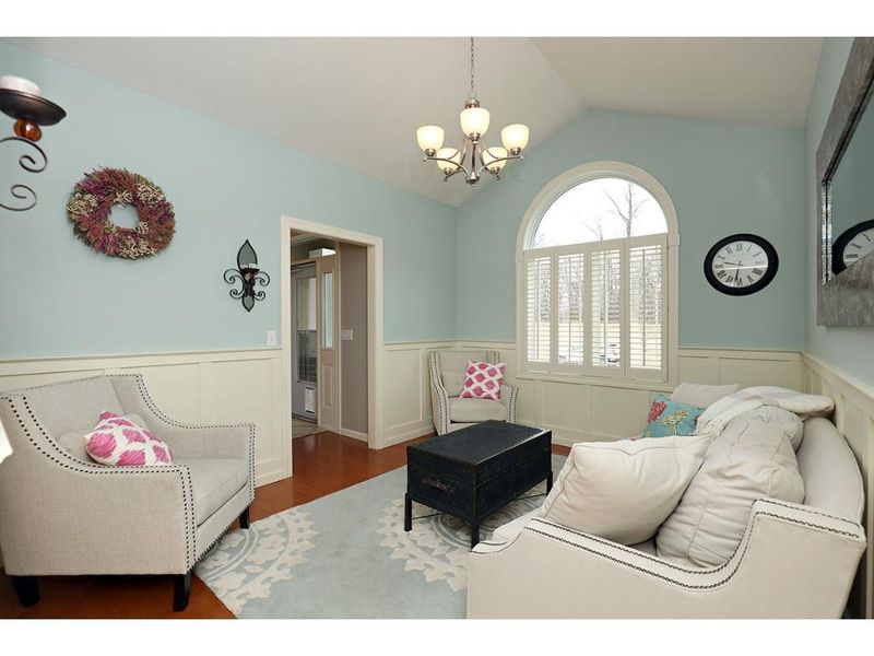 496 Pleasant Dr, Prescott, WI 54021