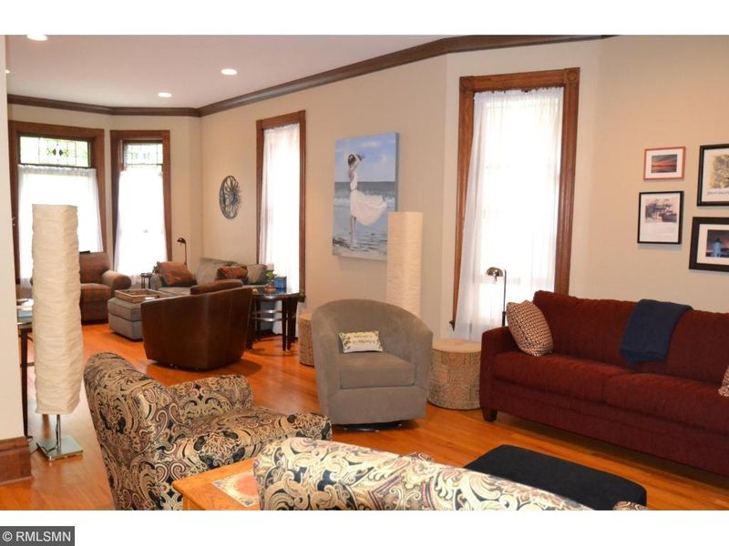477 Laurel Ave #E-1, Saint Paul, MN 55102