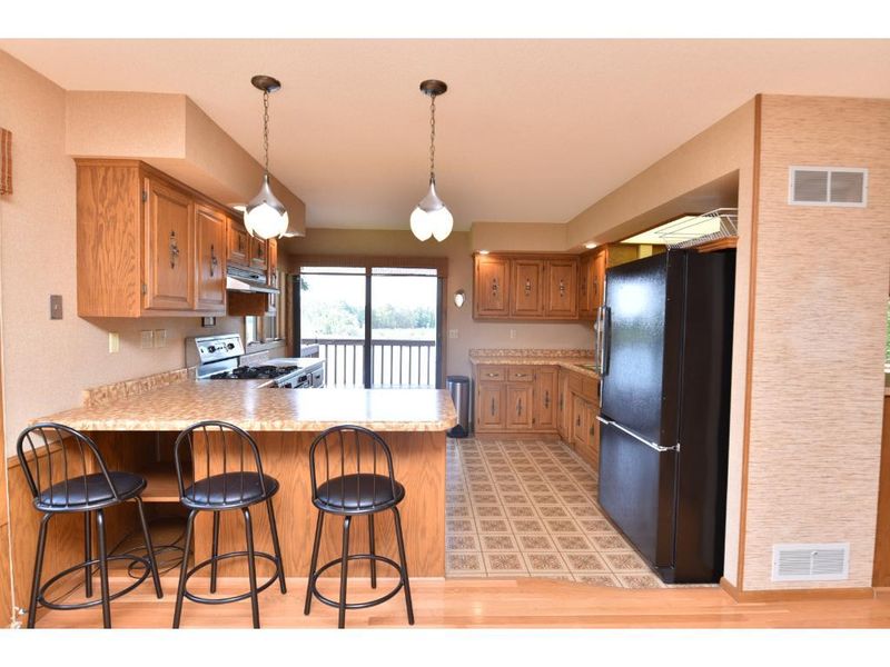 4128 331st Ave NE, Cambridge, MN 55008