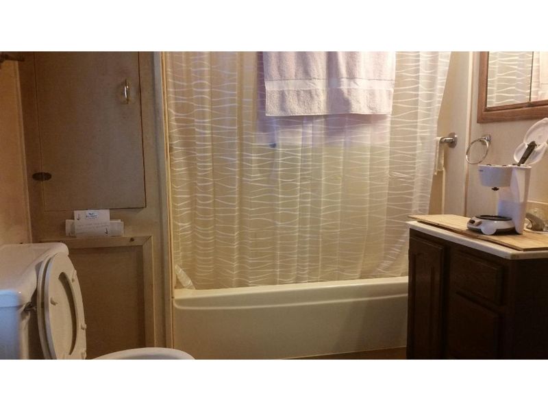 669 Kent St, Saint Paul, MN 55103