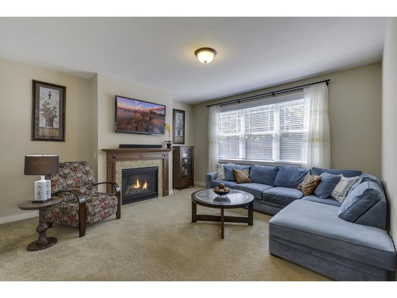 4738 159th St W, Apple Valley, MN 55124