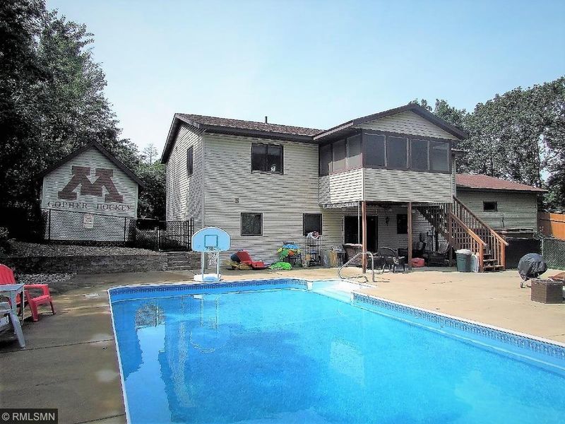 12556 Chestnut Dr, Baxter, MN 56425