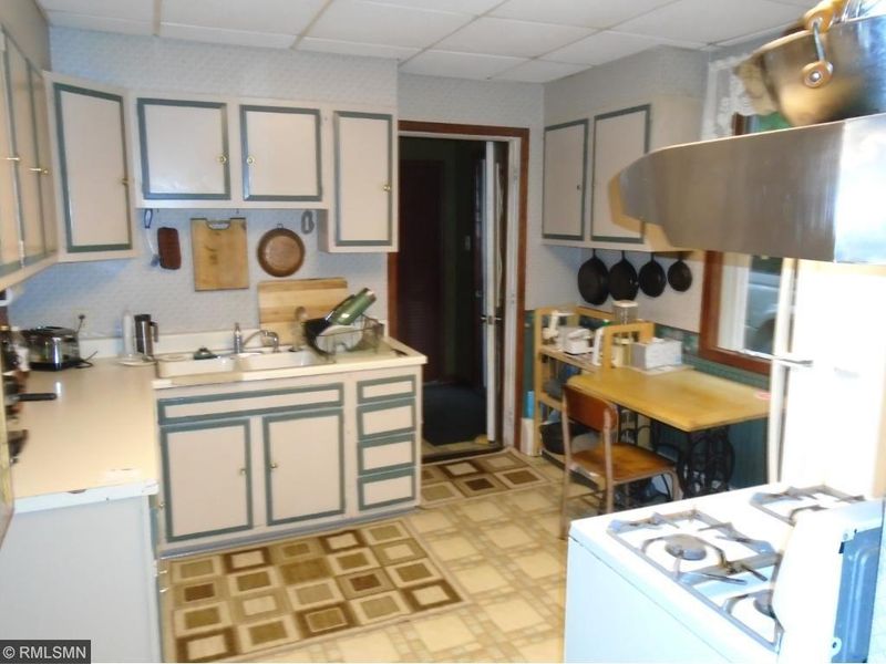 420 N Adams St, Saint Croix Falls, WI 54024