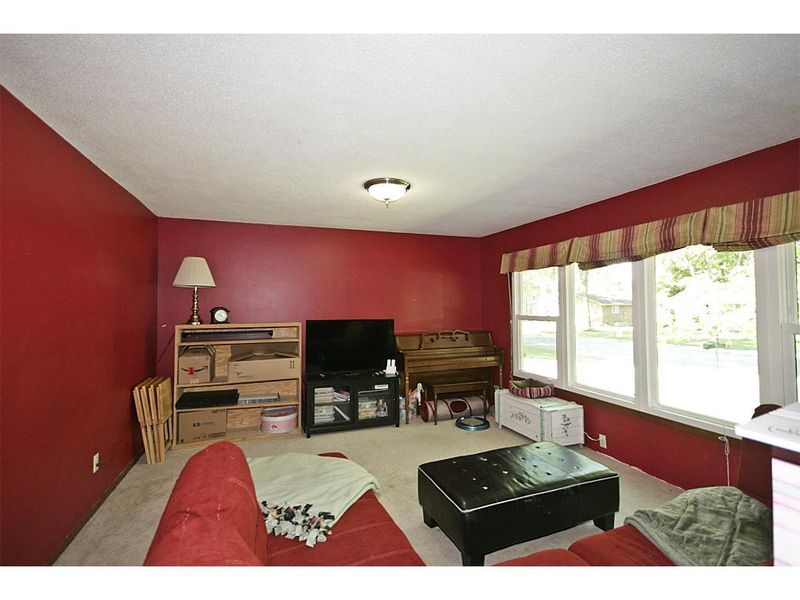 115 Garden Rd NE, Hutchinson, MN 55350