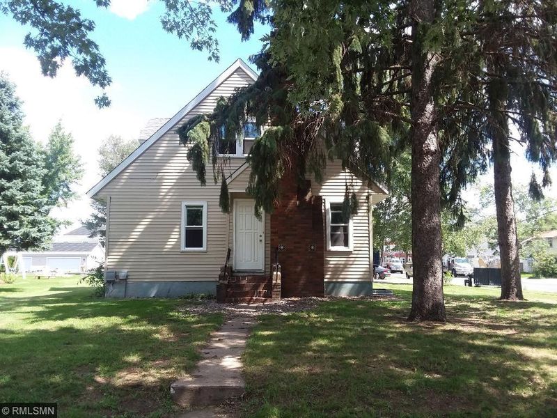 600 2nd Ave NW, Osseo, MN 55369