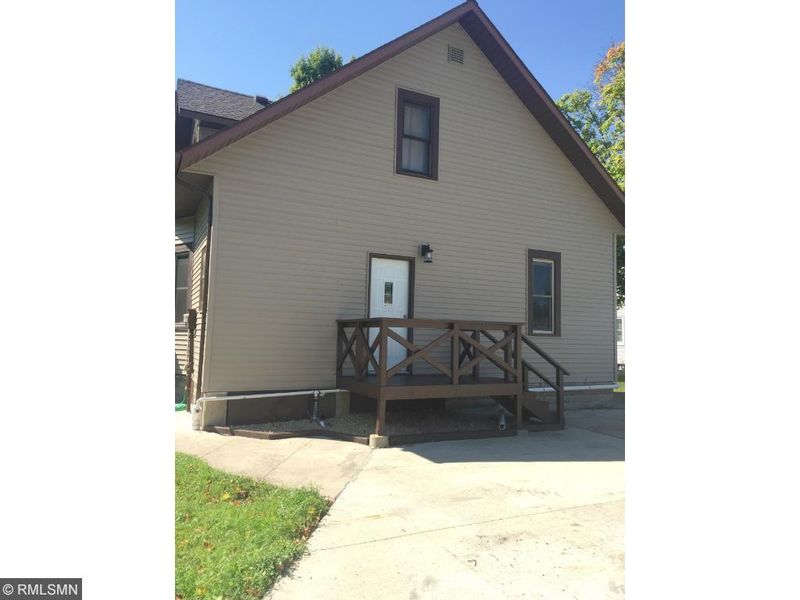 705 W Brooks St, Arlington, MN 55307