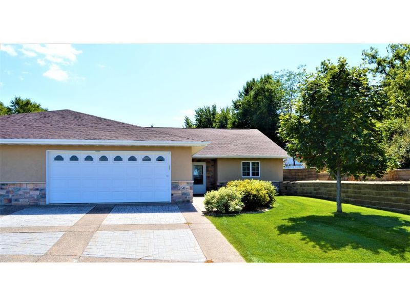 260 Orchard Ct, Howard Lake, MN 55349