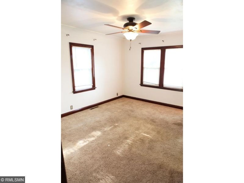 621 4th Ave S, South Saint Paul, MN 55075