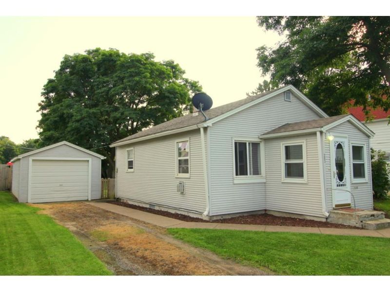 203 3rd St NE, Aitkin, MN 56431