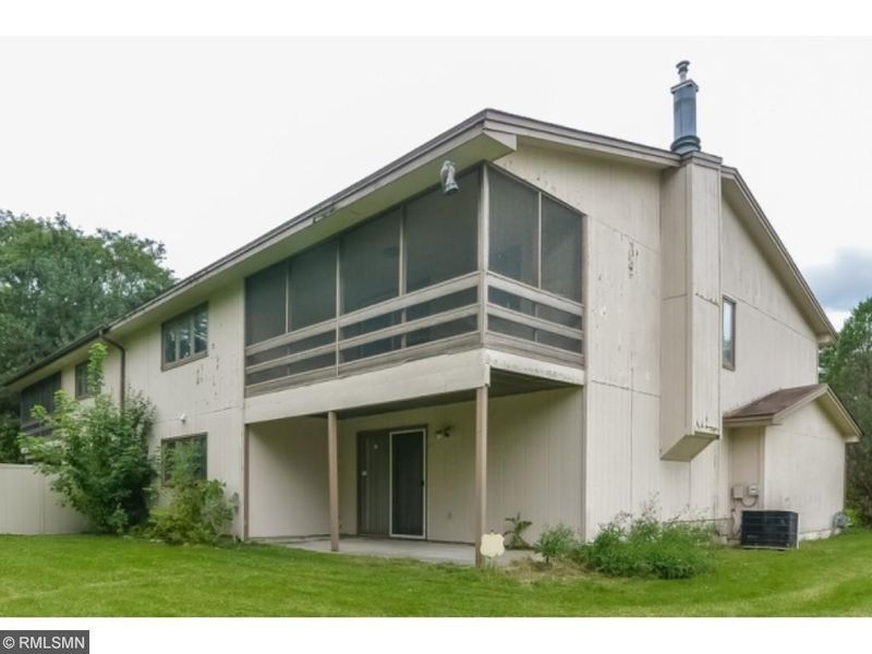 5901 Killarney Ln S, Edina, MN 55436
