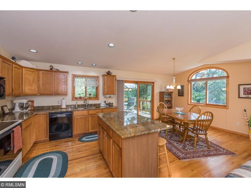 12627 Chestnut Dr, Baxter, MN 56425