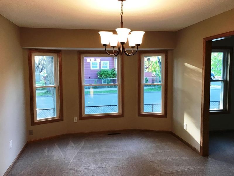 683 Edmund Ave, Saint Paul, MN 55104