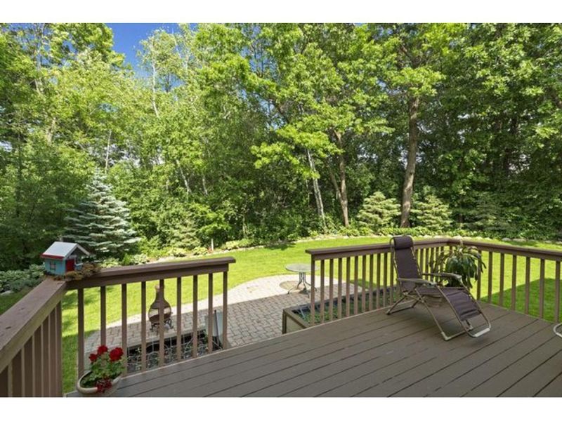 1188 Duckwood Trl, Eagan, MN 55123
