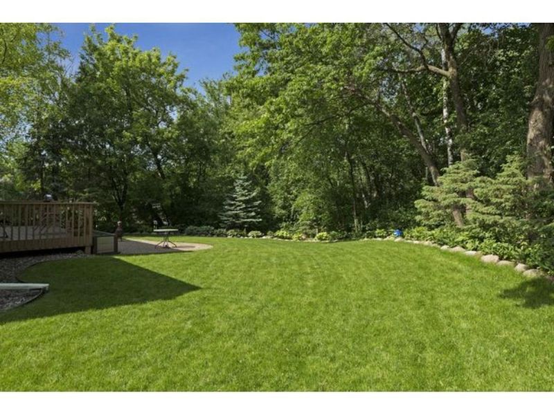 1188 Duckwood Trl, Eagan, MN 55123