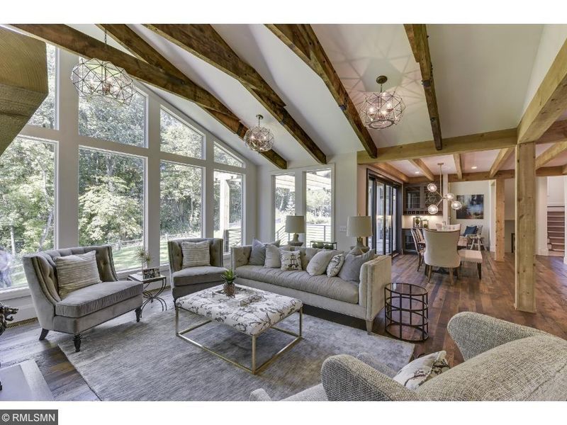 2370 Meeting St, Wayzata, MN 55391