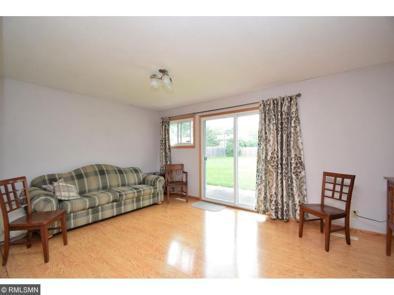 10041 Larch St NW, Coon Rapids, MN 55433
