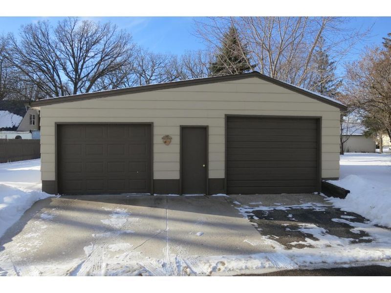 208 8th St SE, Long Prairie, MN 56347