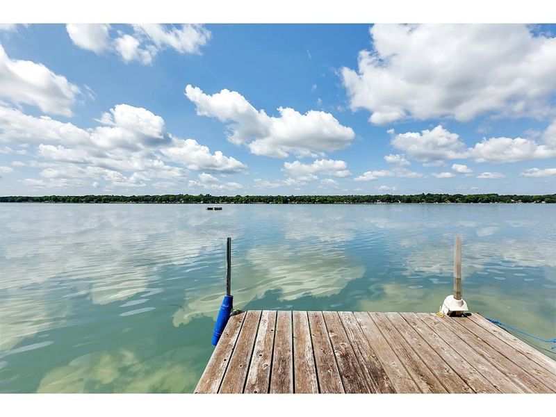 11170 49th St, Clear Lake, MN 55319