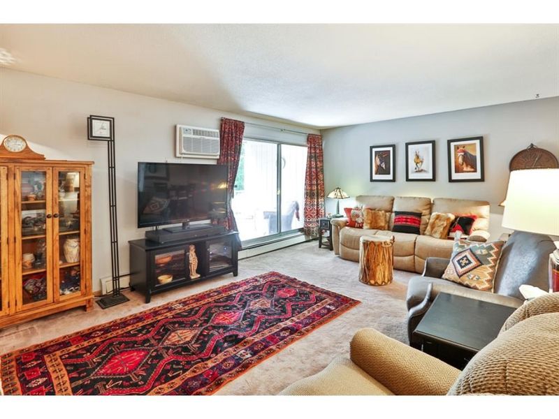 12984 Nicollet Ave #202, Burnsville, MN 55337