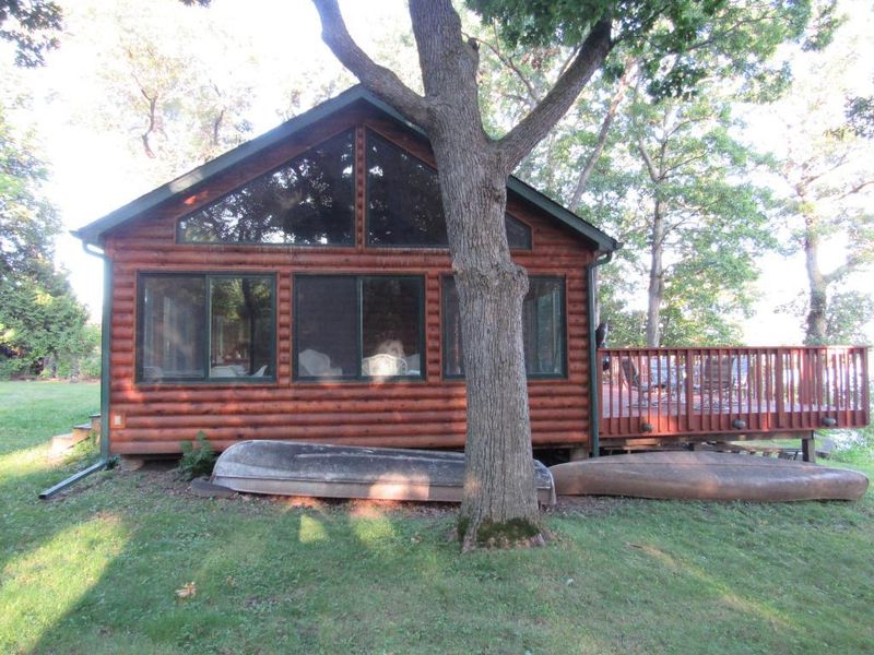 2124 Poplar Ln, Dresser, WI 54009
