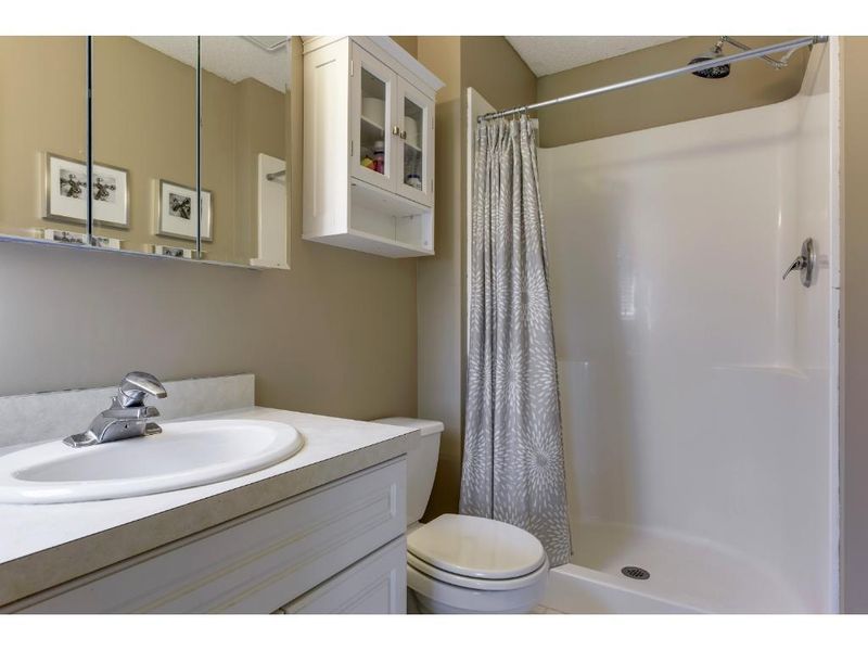 5197 Lexington Ct SE, Prior Lake, MN 55372