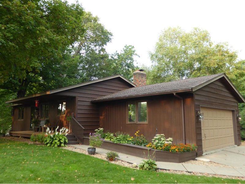 4150 Quaker Trl NE, Prior Lake, MN 55372