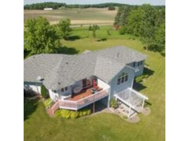 3950 Lake Sarah Rd, Maple Plain, MN 55359