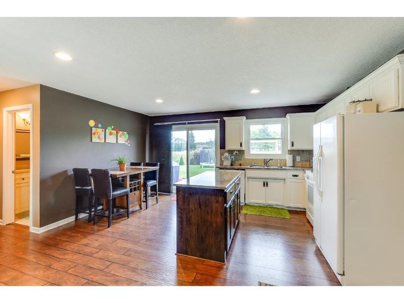 254 Marvin Elwood Rd, Monticello, MN 55362