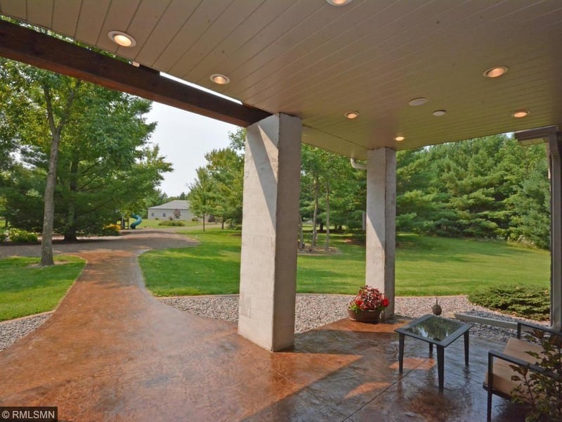 8030 Royalton Rd, Braham, MN 55006