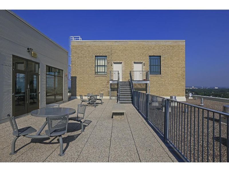 2929 Chicago Ave #1106, Minneapolis, MN 55407