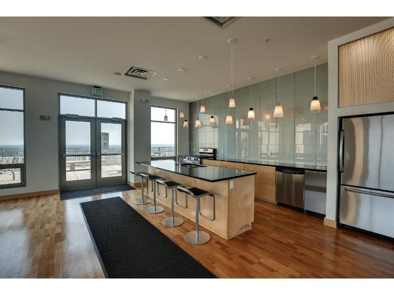 2929 Chicago Ave #1106, Minneapolis, MN 55407
