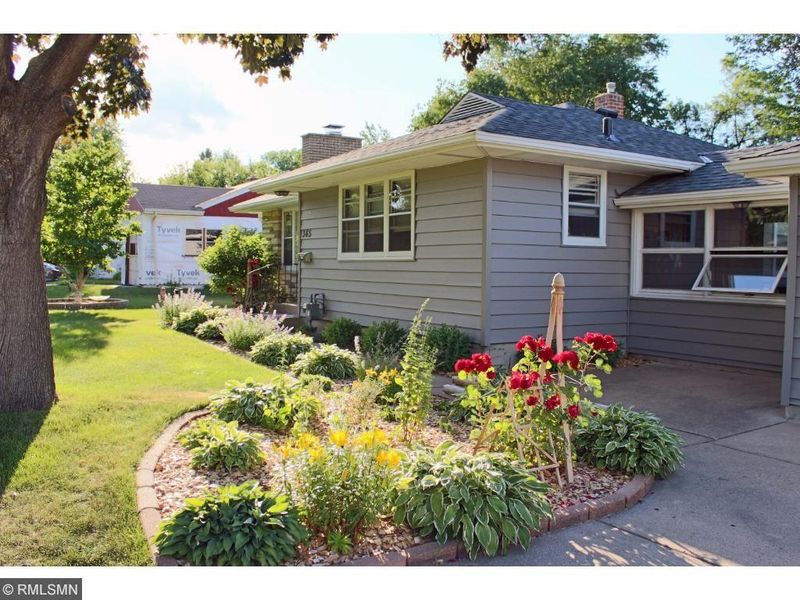 365 66th Ave NE, Fridley, MN 55432