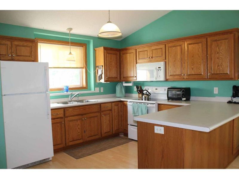 1027 Diamond Willow Cir, Waite Park, MN 56387