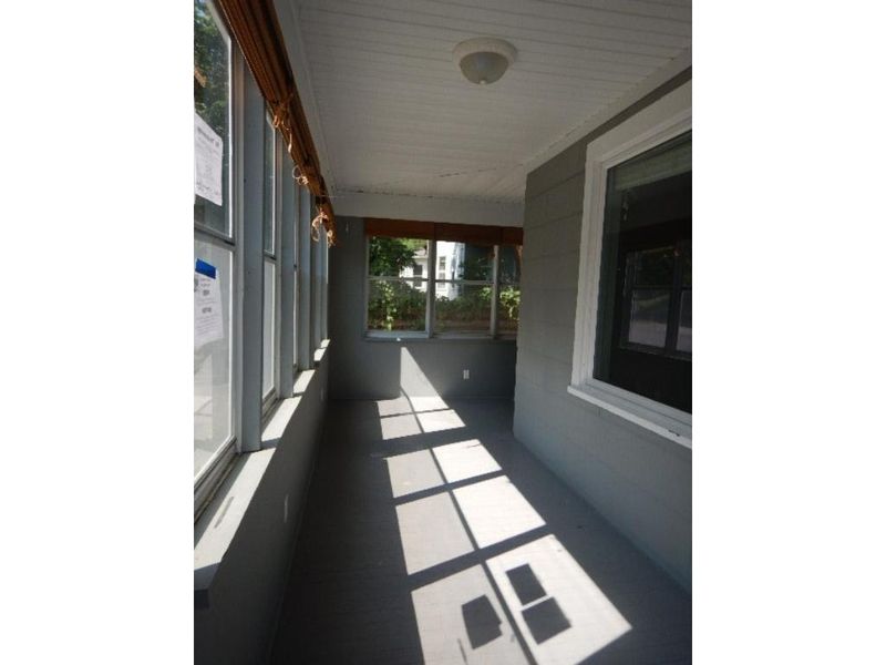 81 Stevens St W, West Saint Paul, MN 55107