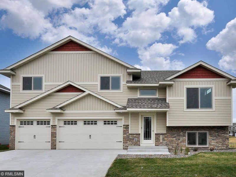 4393 122nd Circle Ne, Blaine, MN 55449