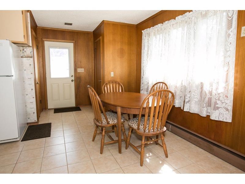 856 Iroquois Ave, Saint Paul, MN 55119