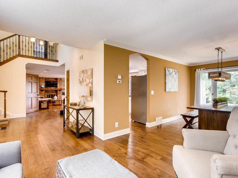 9140 Yukon Ave S, Bloomington, MN 55438