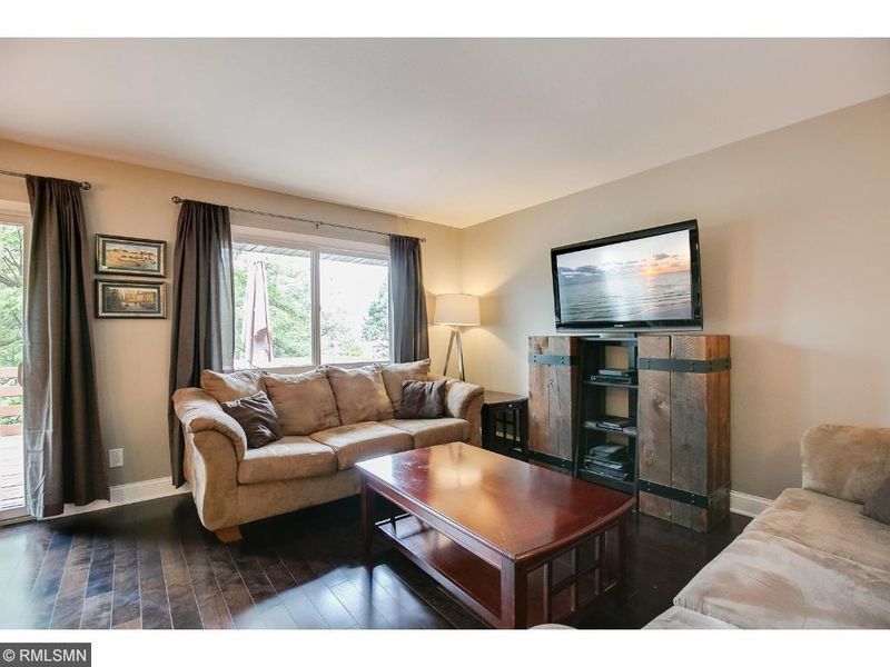 4138 Sylvia Ln S, Shoreview, MN 55126