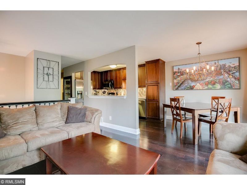 4138 Sylvia Ln S, Shoreview, MN 55126